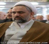 همه باید برای ترویج آثار و اندیشه های معمار انقلاب در سطح جامعه  تلاش کنند